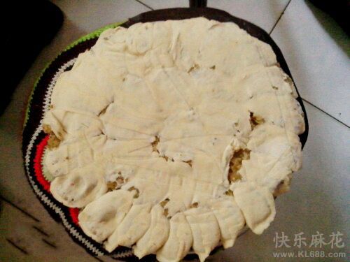 一屁股毁了今天的晚饭，这叫一个稀碎呀